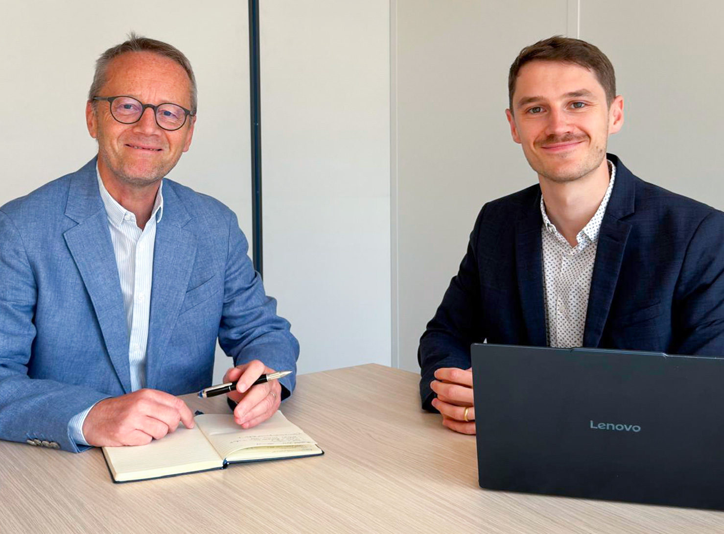 Olivier et Léo Sevin, experts-comptables associés du cabinet Cogeflandre à Dunkerque
